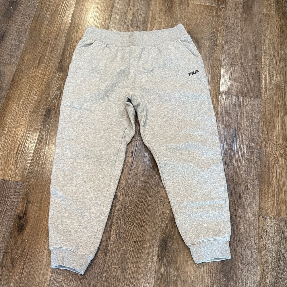 FILA Men’s Light Gray Sweatpants, L